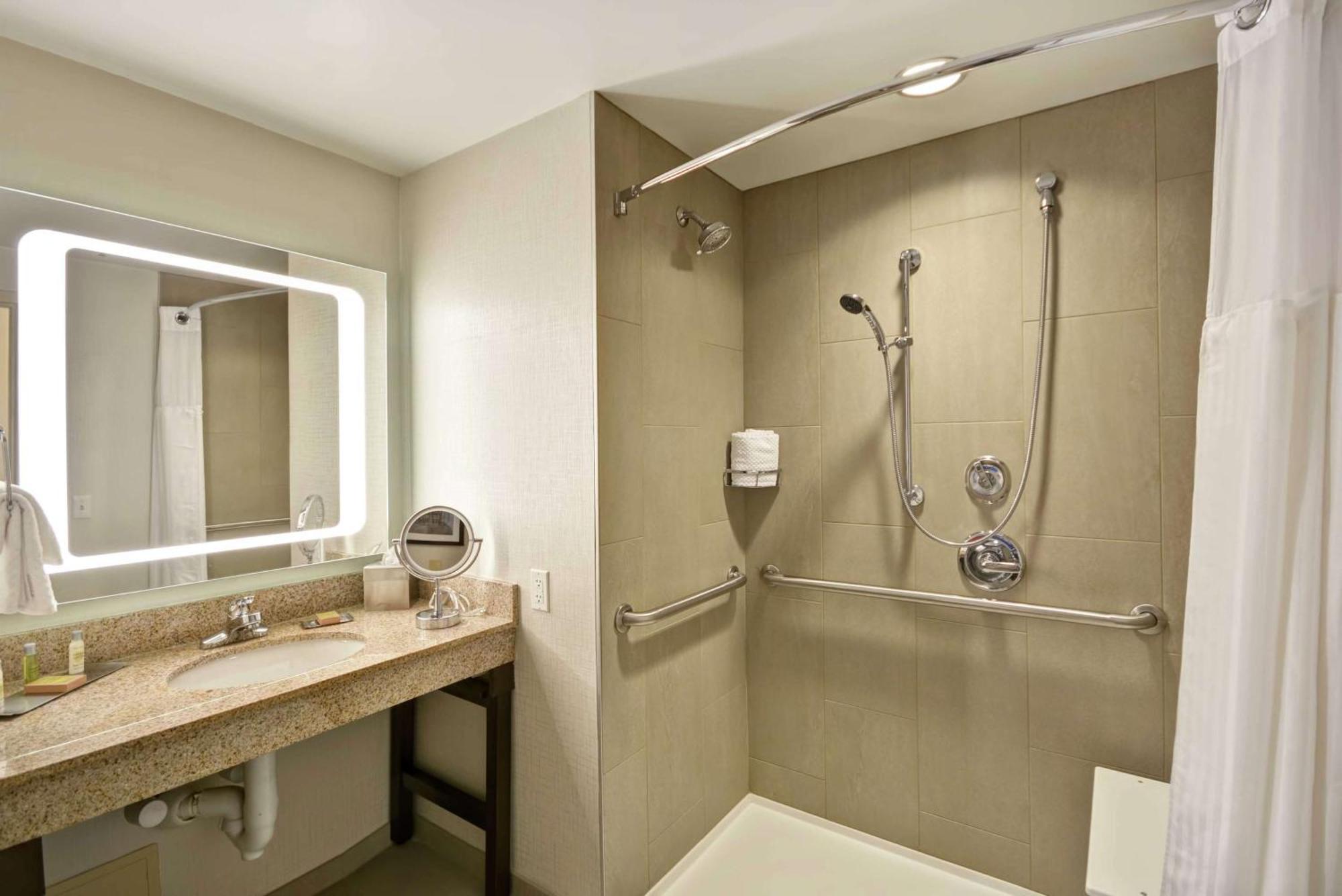 מלון Bedford Park Doubletree By Hilton Chicago Midway Airport, Il מראה חיצוני תמונה