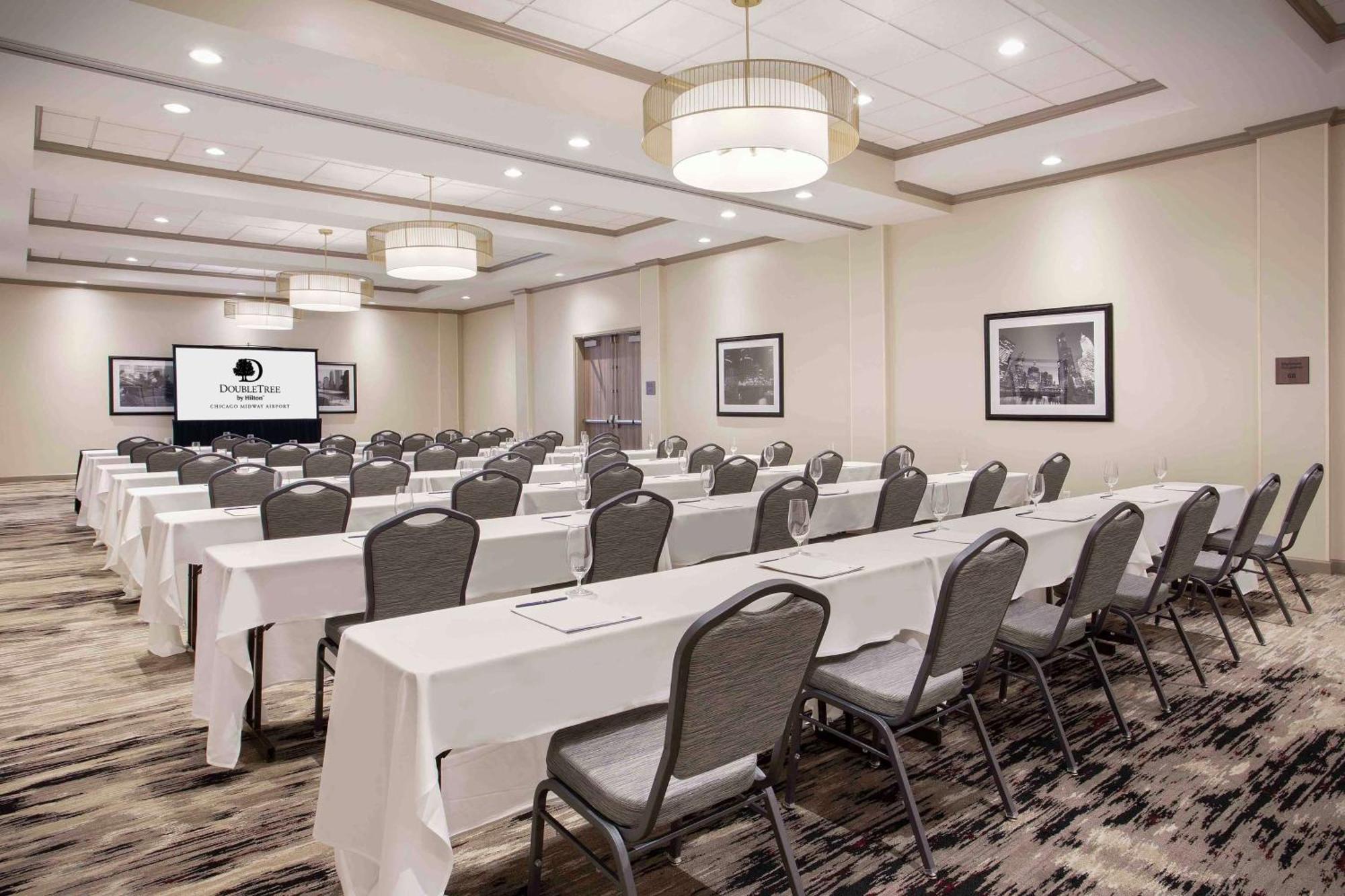 מלון Bedford Park Doubletree By Hilton Chicago Midway Airport, Il מראה חיצוני תמונה