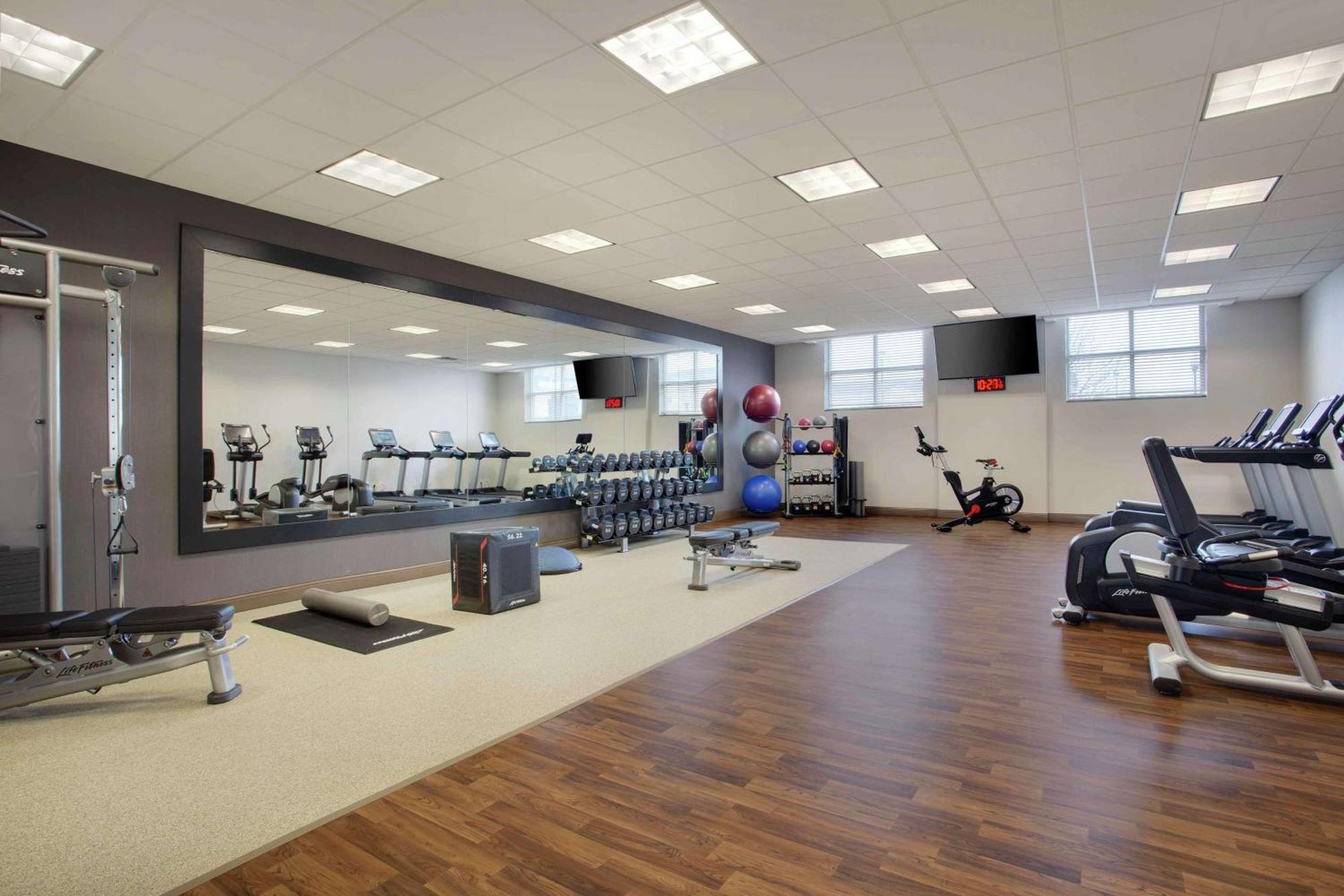 מלון Bedford Park Doubletree By Hilton Chicago Midway Airport, Il מראה חיצוני תמונה